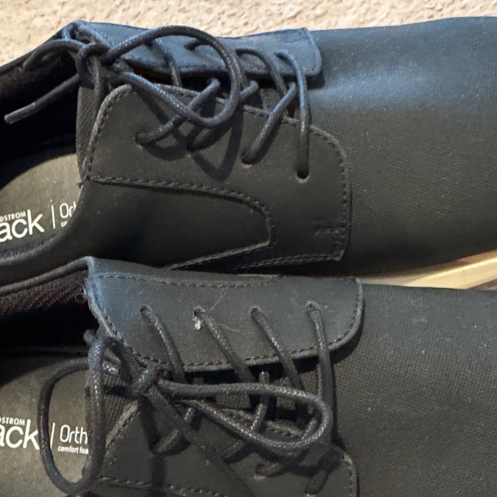 Black Men's Shoes - Picture 8 of 11